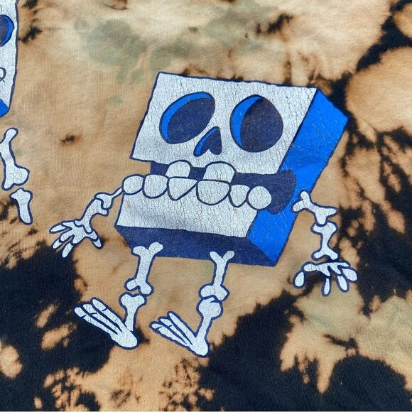 Nickelodeon Halloween SpongeBob SquarePants Patrick Skeletons Grunge Tie Dye Tee - Picture 5 of 11
